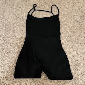 SHEIN Elegant Black Ribbed Romper